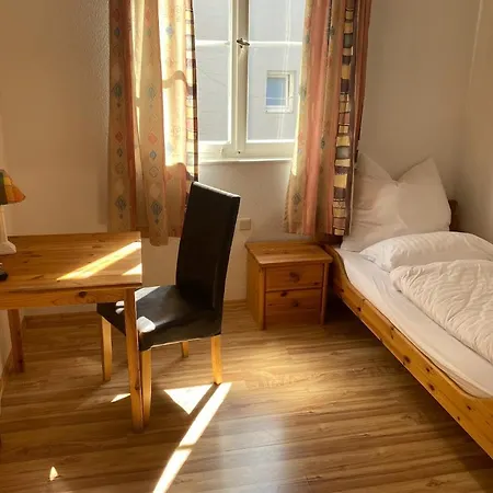 Lamm Hotel *